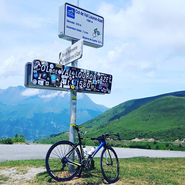 2ème jour: Aspin Hourquette Azet. D+2300m et 90kms. #cyclesmoreno #colsmythiques #pyrenees