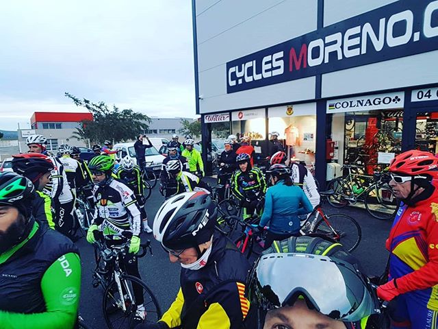 Merci aux 67 cyclistes d'avoir partagé cette balade avec le Club Skoda Occitanie, et merci @o.liver.green pour l'organisation De super bons moments !!
#cyclesmoreno #clubskodaoccitannie #perpignan #rivesaltes