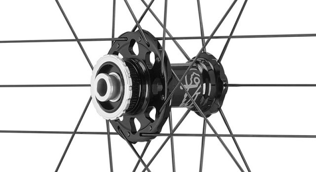 Campagnolo SHAMAL Carbon Disc