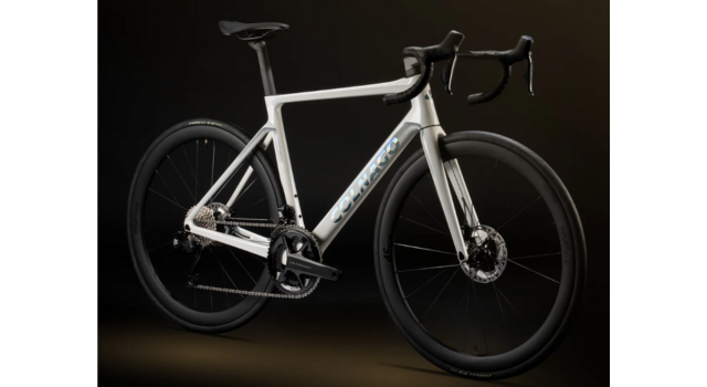 COLNAGO V4