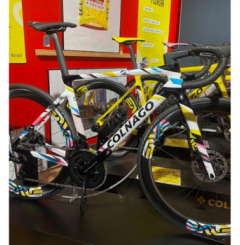 V4RS Pogacar Championnats du Monde - COLNAGO - Vlos - Muse COLNAGO